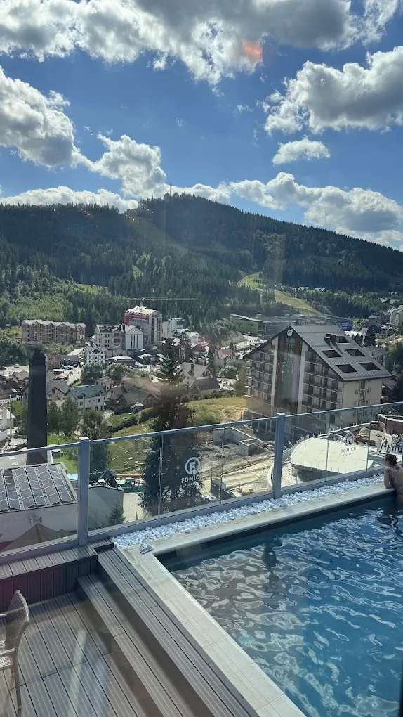 Фотогалерея: Басейн комплексу FOMICH