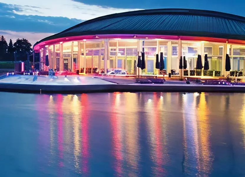 Комерційний басейн